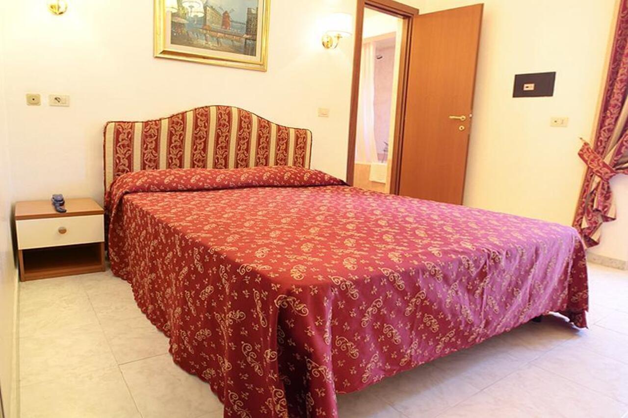Hotel Euro Quiris Rome Extérieur photo
